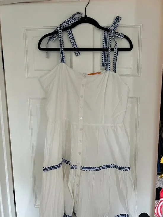 Oliphant Tie Strap Button Midi Dress - Picture 4 of 6